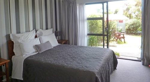 Boutique Seaview Motel 4*