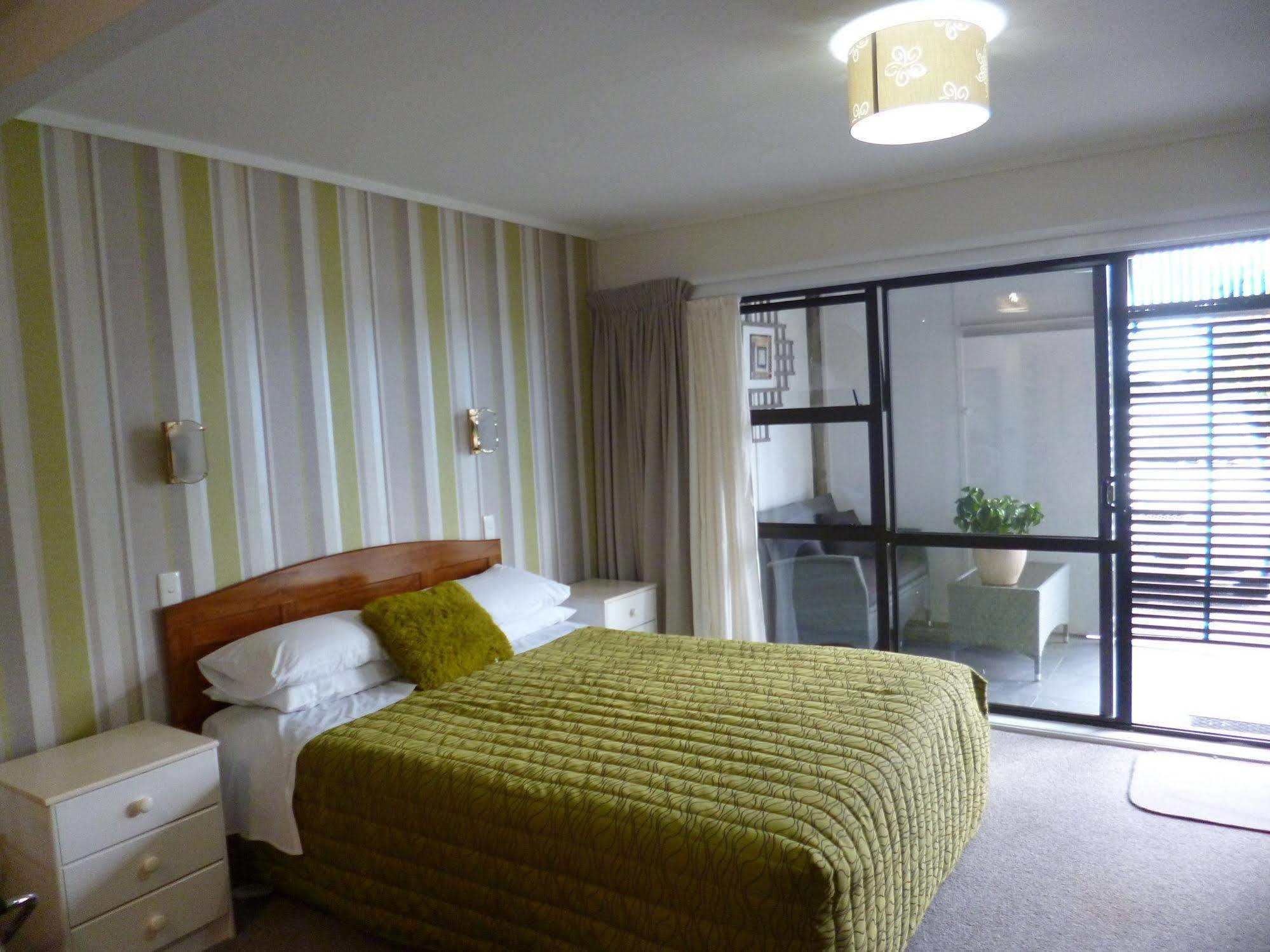 Boutique Seaview Opua